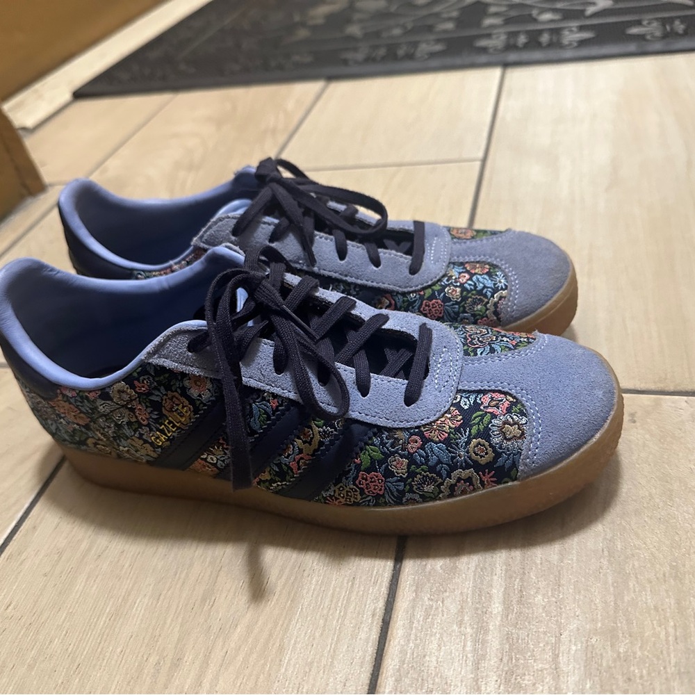 adidas gazelle sneakers - Picture 5 of 7